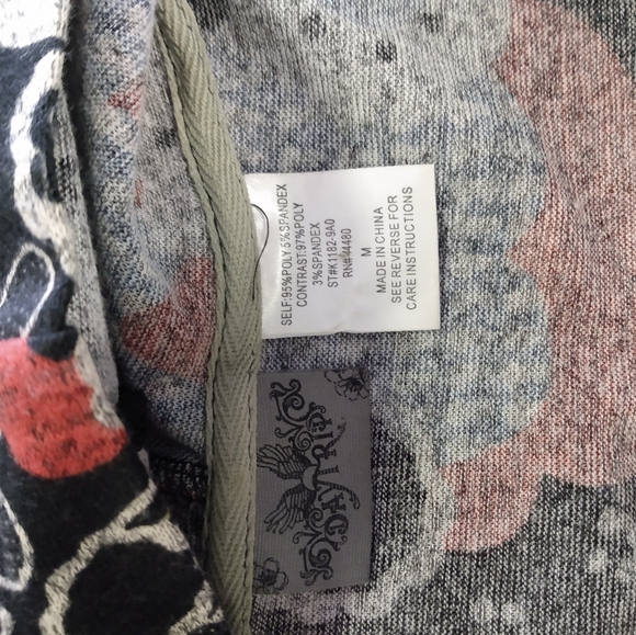 Day Trip Top Medium - Picture 2 of 3